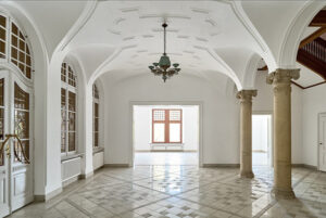 Wiscott Palace Entrance Hall, Wroclaw